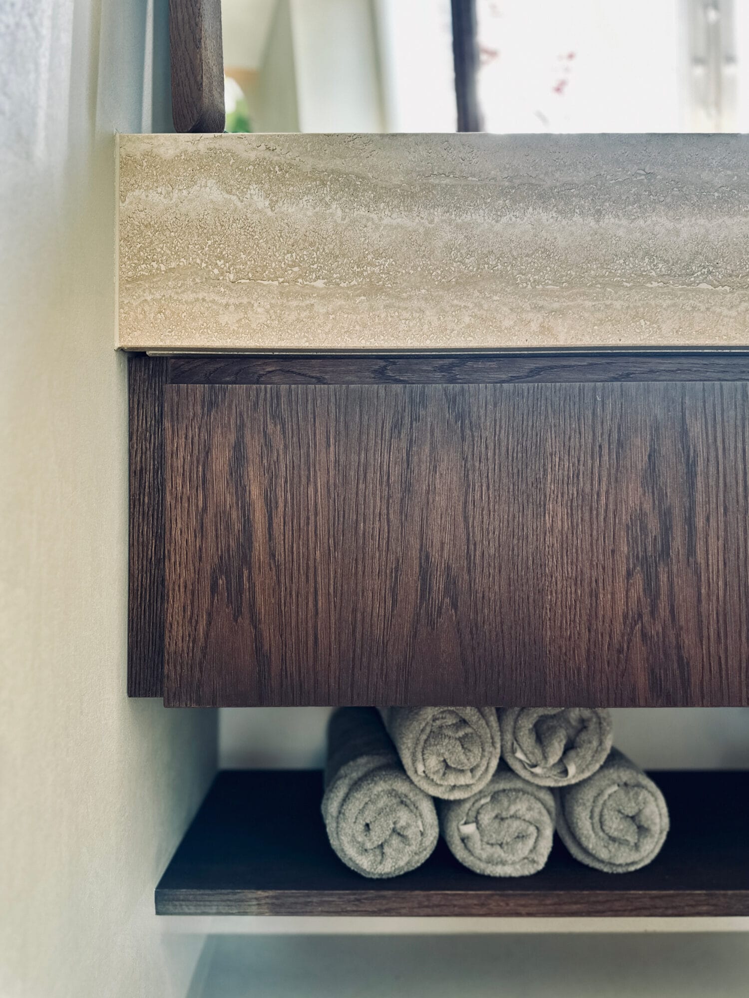 TV28B LV.3A interiør køkken