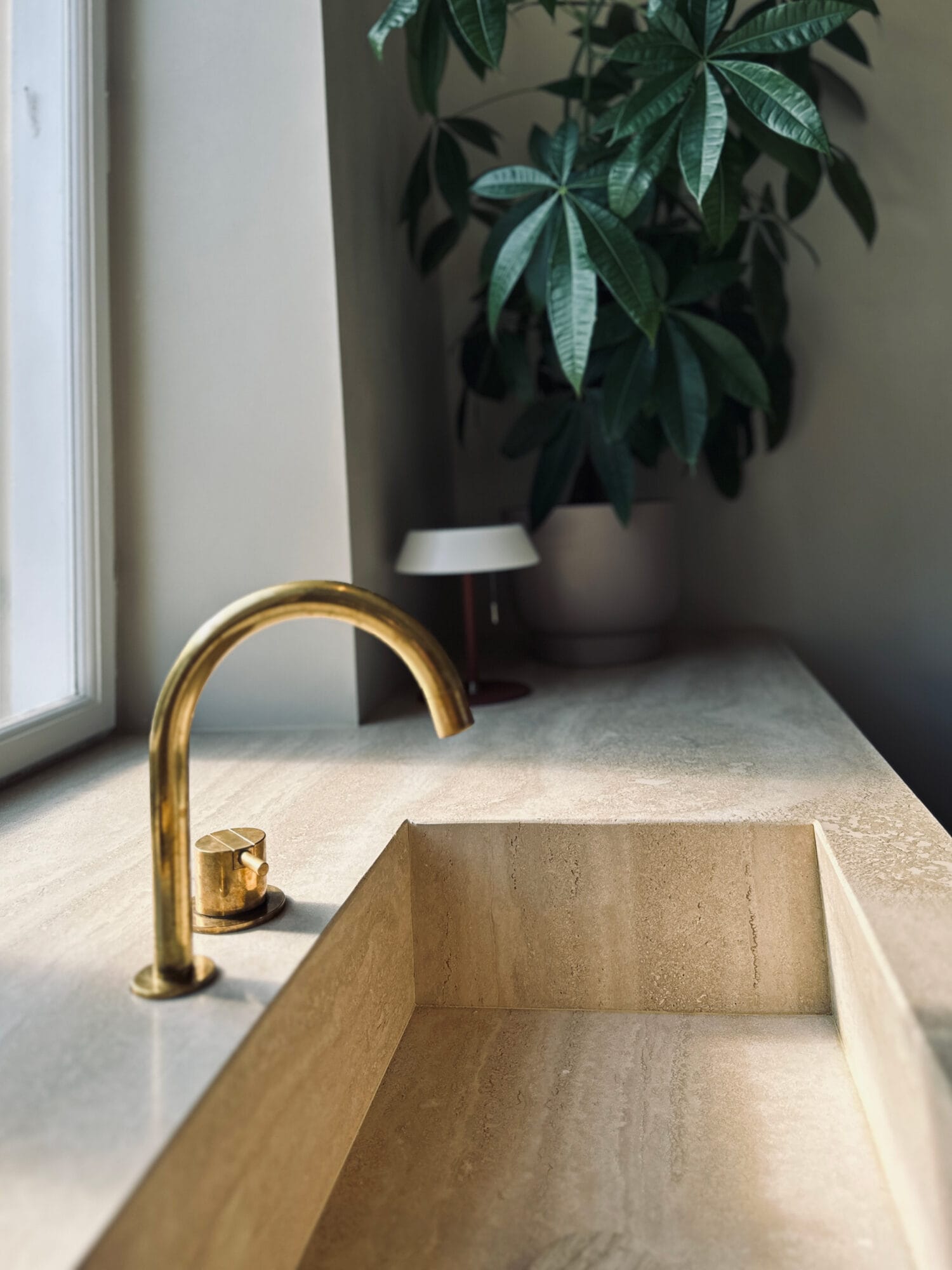 TV28B LV.3A interiør køkken