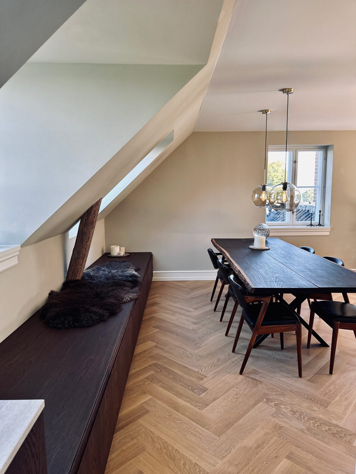 TV28B LV.3A interiør køkken