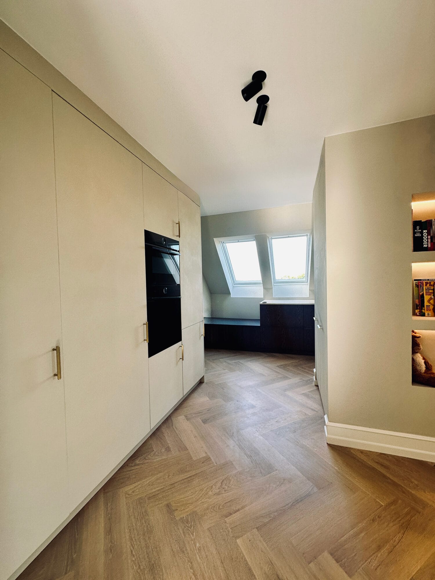 TV28B LV.3A interiør køkken