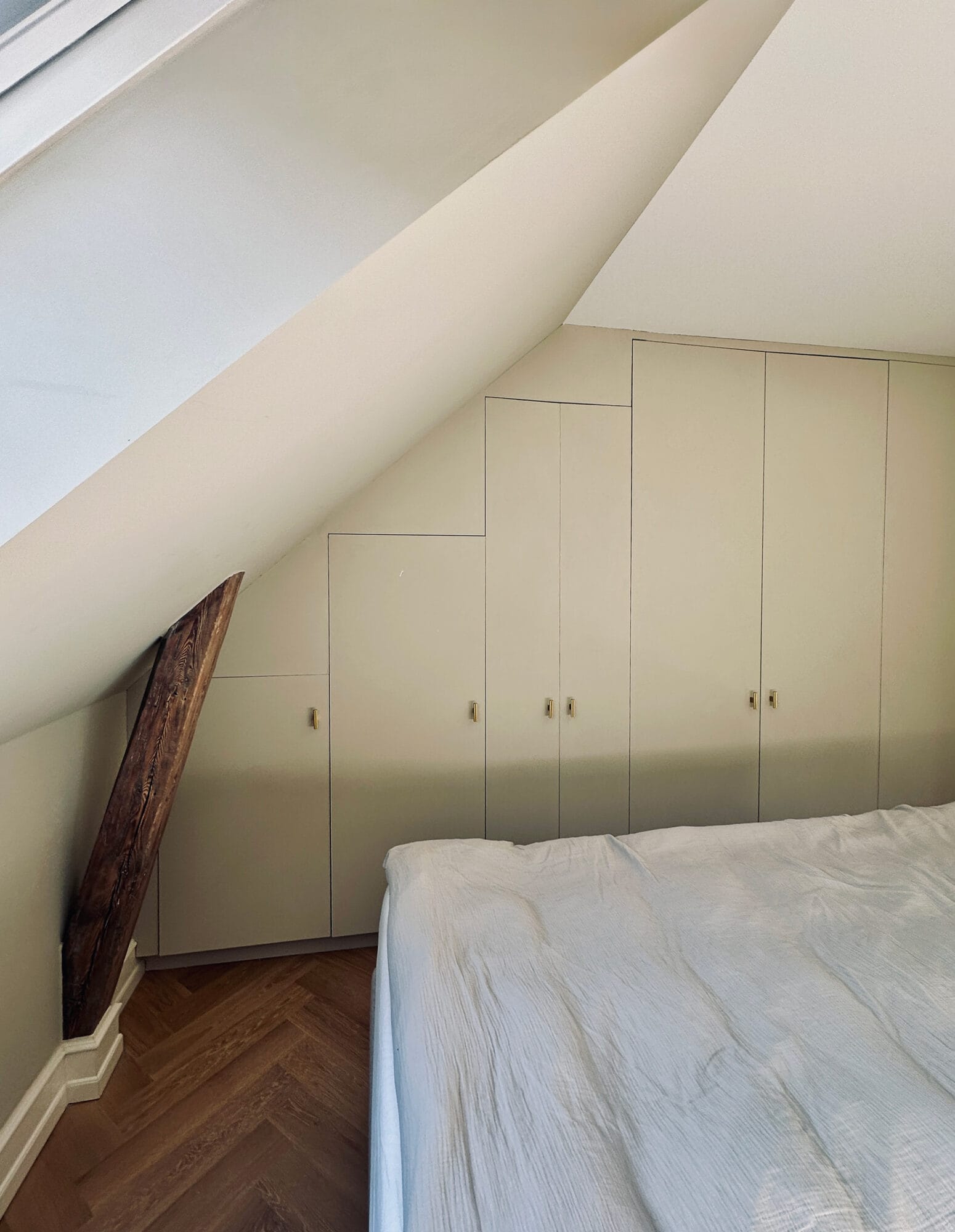 TV28B LV.3A interiør køkken